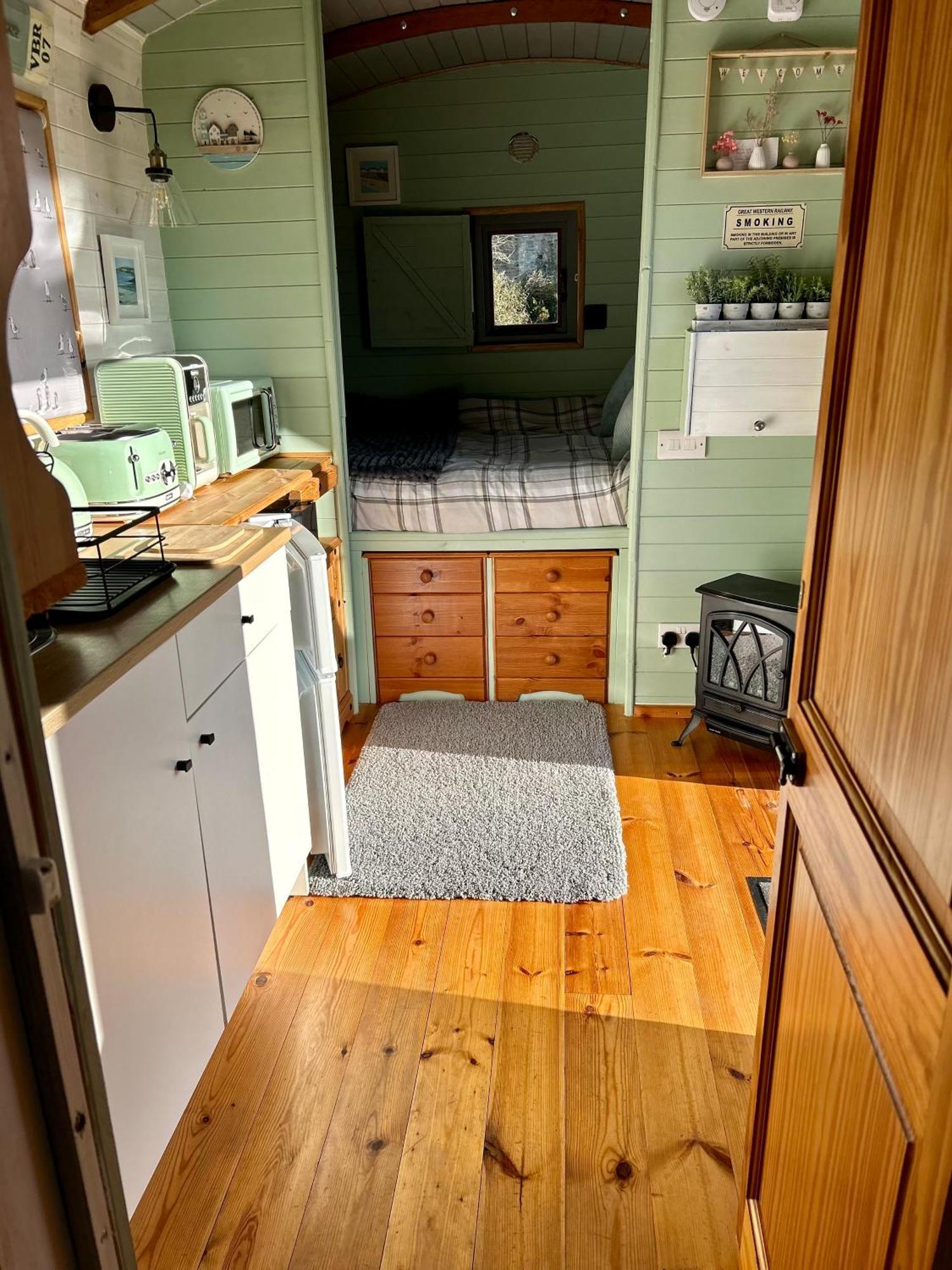 Fry's Carriage Holiday home
